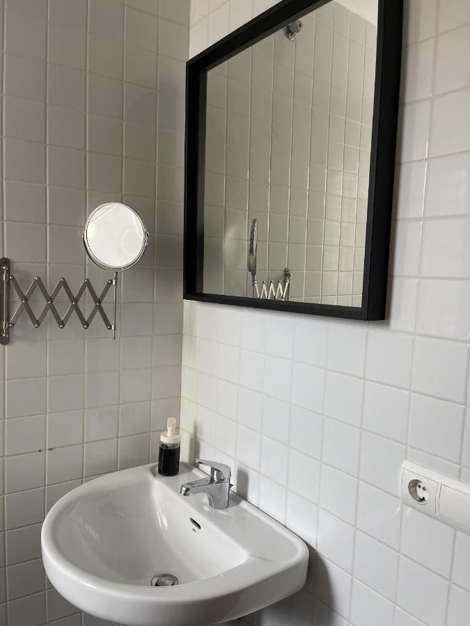 Stelarium-Suite Con Bano Privado En Casa Compartida-Uebica2 Mairena del Aljarafe Dış mekan fotoğraf