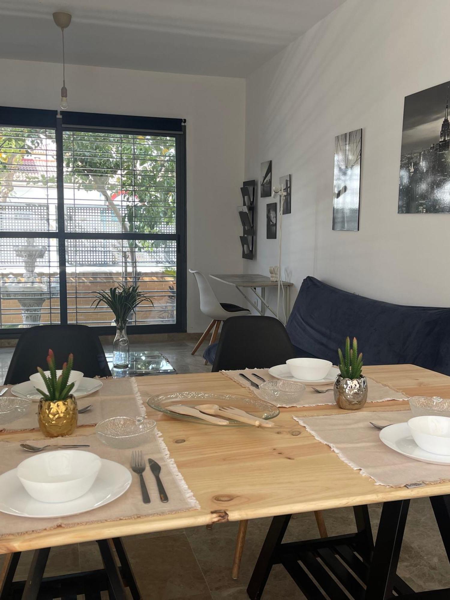 Stelarium-Suite Con Bano Privado En Casa Compartida-Uebica2 Mairena del Aljarafe Dış mekan fotoğraf