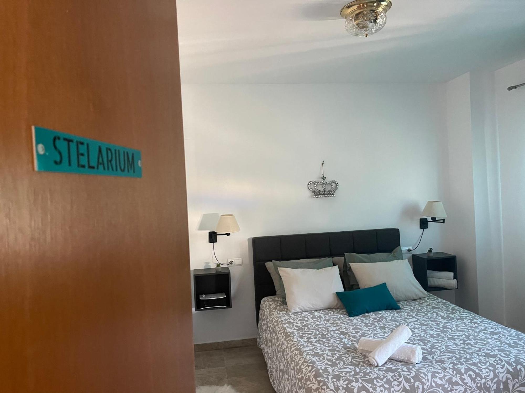 Stelarium-Suite Con Bano Privado En Casa Compartida-Uebica2 Mairena del Aljarafe Dış mekan fotoğraf